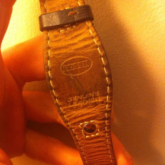 ⌚️SALE/MUST GO: Fossil Watch - Picture 2 of 3