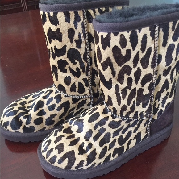 Ugg boots leopard