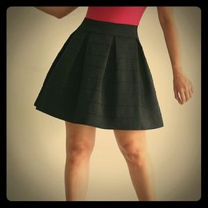 Express High Waist Elastic Full Skirt