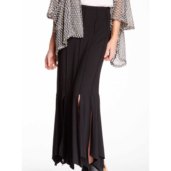 🌲Buy 1 Get 1 Free🌲 Hodges Collection Black skirt - Picture 3 of 4