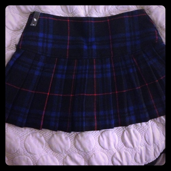 NWT girls plaid skirt size 16