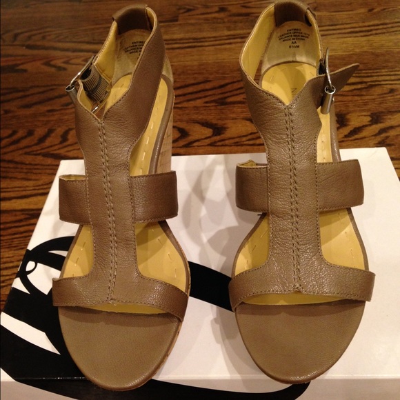 Nine West Shoes - Nine West wedge sandals