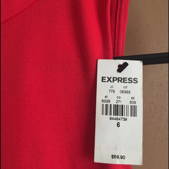 Red express dress - Picture 3 of 4