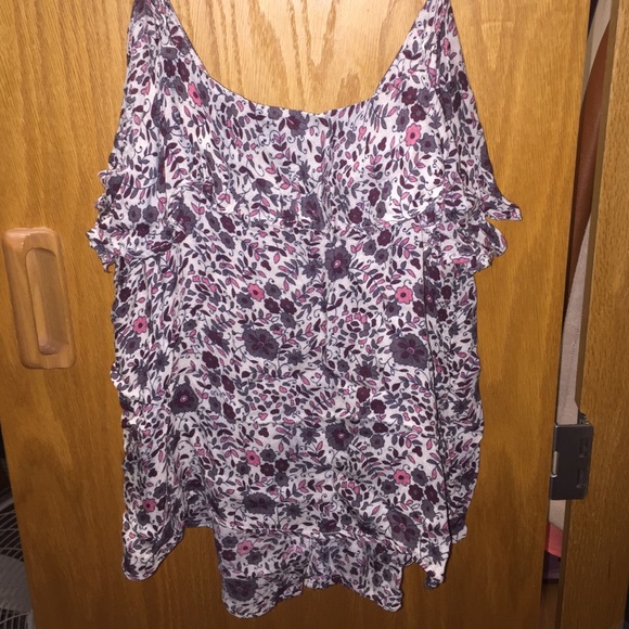 An American Eagle Outfitters dressy tank