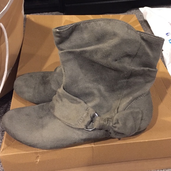 Grey Booties!