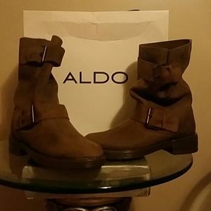 Aldo  sacien-21 boots