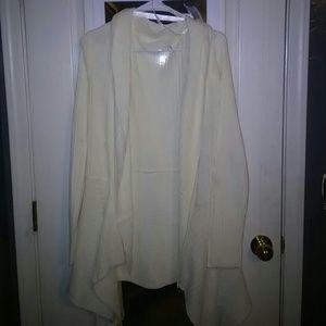 White long sleeve cardigan