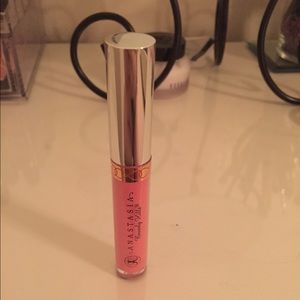 Anastasia Beverly hills liquid lipstick