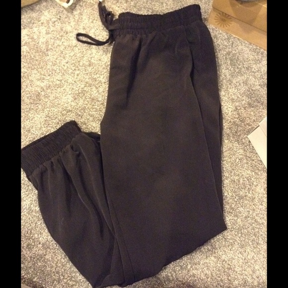 Like new black parachute pants!