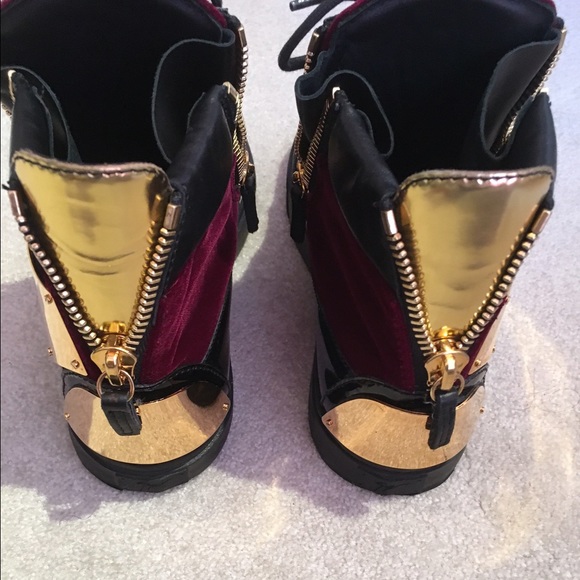 Vintage Red Star Sneakers for Women | Glitter Lace-Up Shoes Sneakers