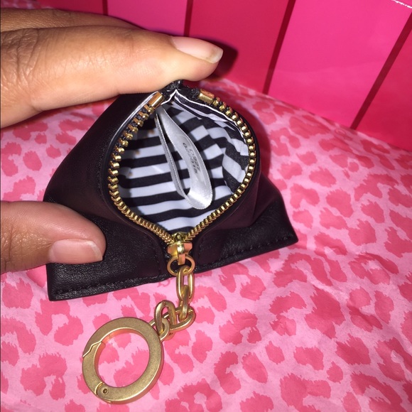 RARE Triangle Coin Purse - Picture 3 of 4