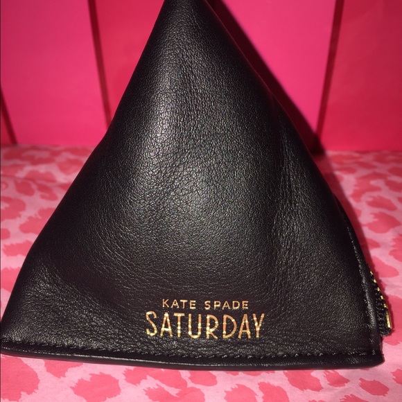 RARE Triangle Coin Purse - Picture 4 of 4