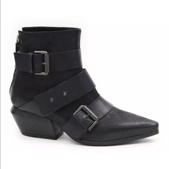 Vic Matie Chelsea Pointed Black Ankle Boots 6.5 - Picture 3 of 3