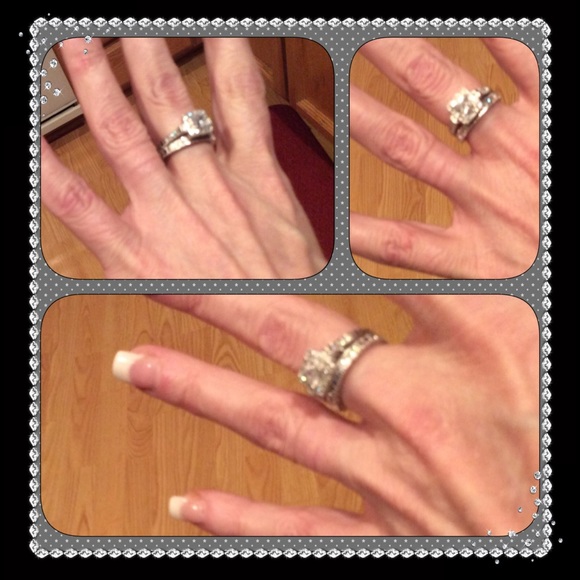 5⭐️RATED🆕New 134 Sparkling Topaz 2PC Ring Set - Picture 4 of 4