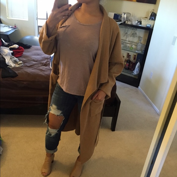 *SOLD**Camel draped open front coat - Picture 2 of 4