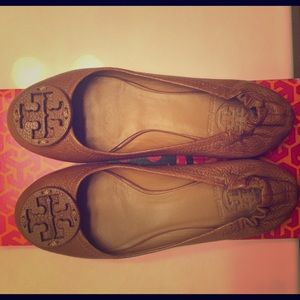 Tan authentic Tory Burch flats
