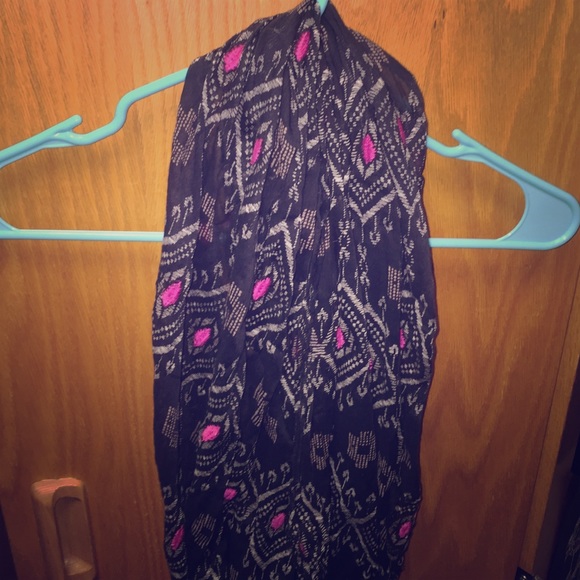 Gray and Black Tribal Scarf