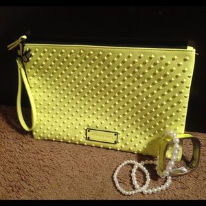 Gorgeous Lime(NeonYellow) Accessory Bundle