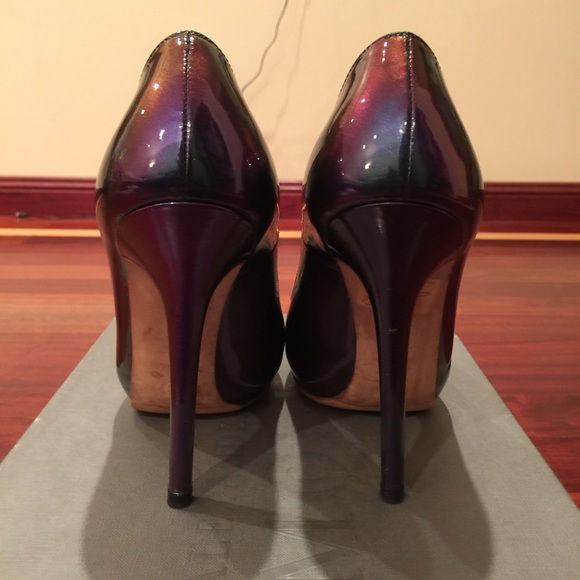 Alexander McQueen Punk Spike leather pumps shoes size 38  100% authentic Alexander McQueen pumps