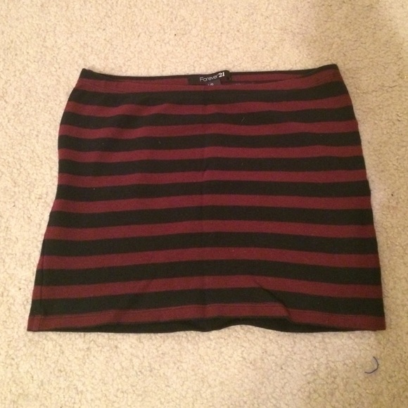 Striped mini skirt