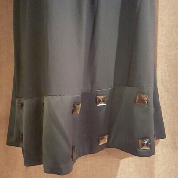 Forest green one shoulder dress - Picture 3 of 4