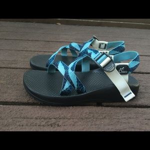 Custom Size 8 Chacos