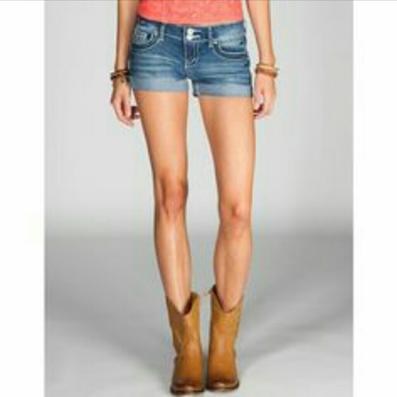 Amethyst denim shorts