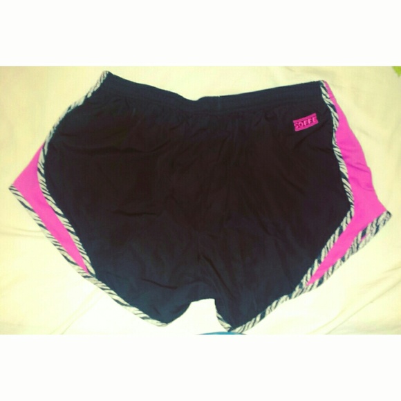 Bundle - Picture 3 of 4