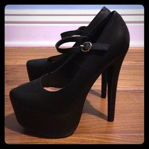 Black Mary Jane platform stilettos