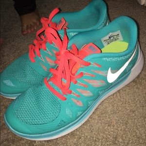 Women's Nike free run 5.0