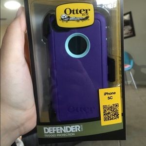 BRAND NEW CASE still in box iPhone 5c