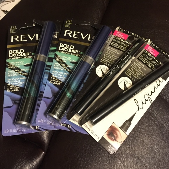 Two mascara two eyeliners
