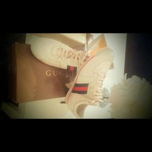 Gucci shoes