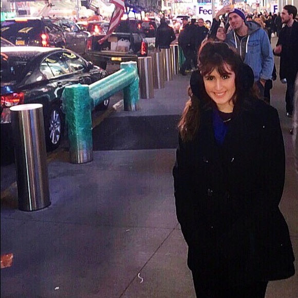 🎀 Meet Your Seller! ✨ - Picture 2 of 4