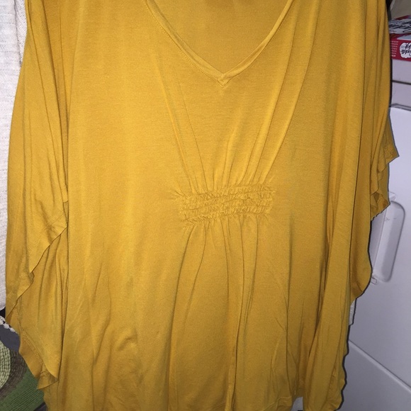 Mustard yellow top