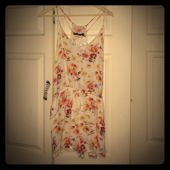 House of Harlow 1960