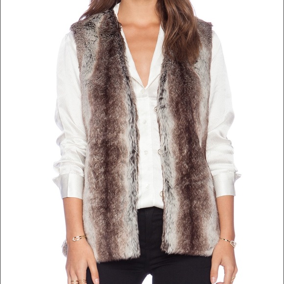 Heartloom Faux Fur Vest NWOT XS