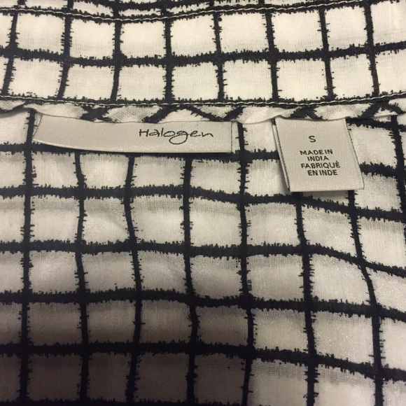 Halogen Button Down Top - Picture 3 of 3
