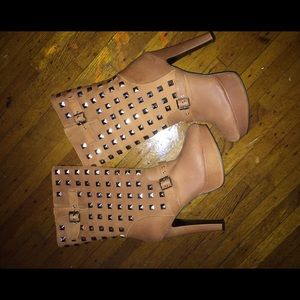 Bakers Tan Studded Boots Size 10
