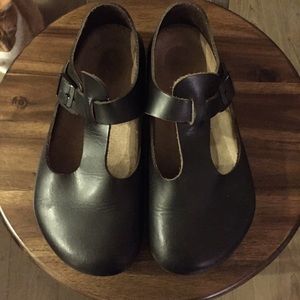 birkenstock style clogs