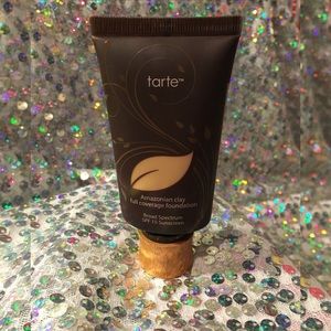 Amazonian Clay Foundation