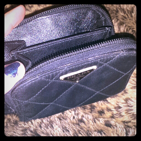 🌟SALE!🌟PRADA wallet