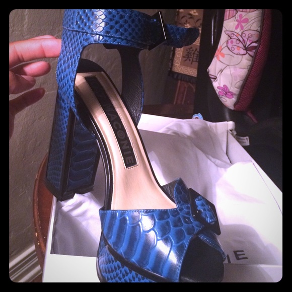 Nasty Gal Shoes - Nasty gal / Kat Maconie blue. Snake platform