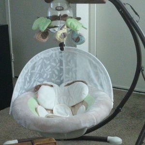 Baby swing