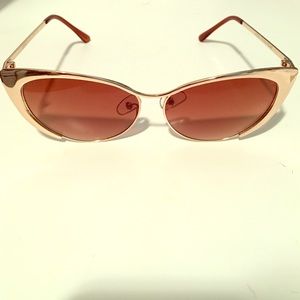 Gold cat eye sunglasses