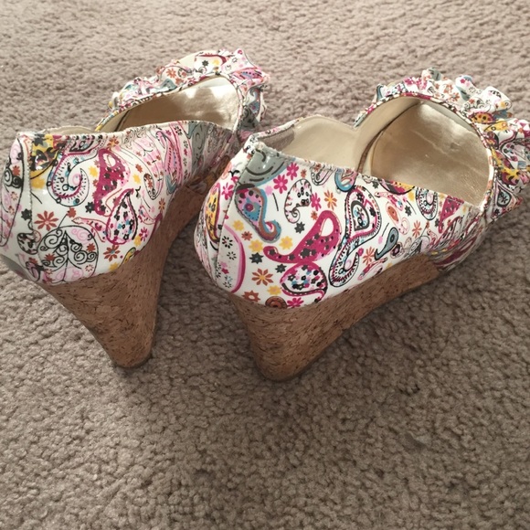 Steven Madden Wedges - Picture 3 of 4