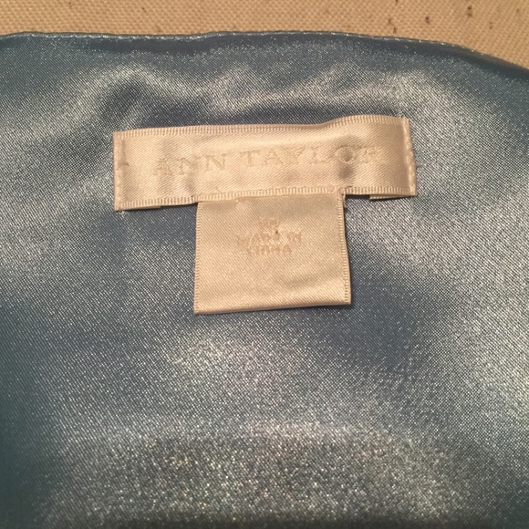 Ann Taylor holiday party dress - size 10 - Picture 2 of 3