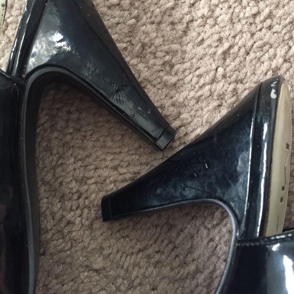 MIA High Heels - Picture 3 of 3