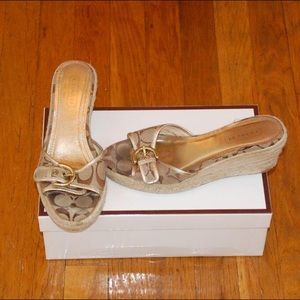 Coach Wedges