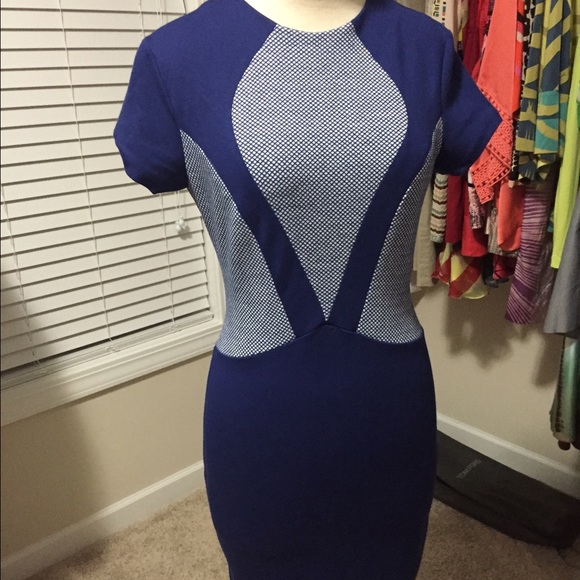 Gianni Bini blue dress